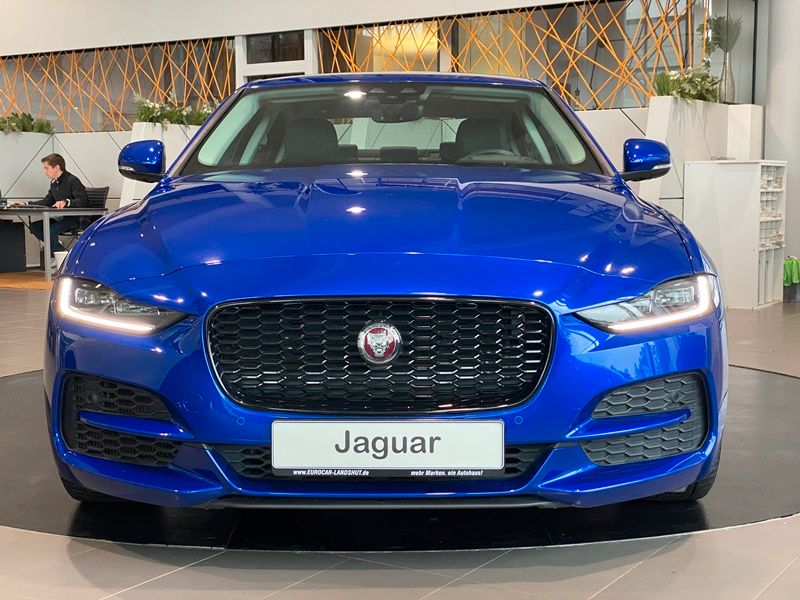 Jaguar XE P250 S BlackP Navi TFT Dynamic-P. Matrix ACC