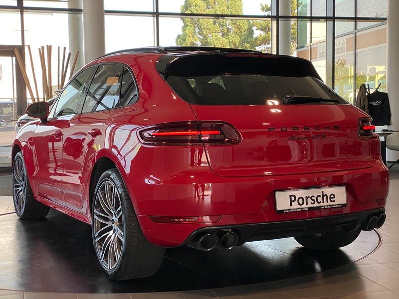 Porsche Macan GTS PDK Chrono 18-Wege PCM PDLS+ Pano PASM