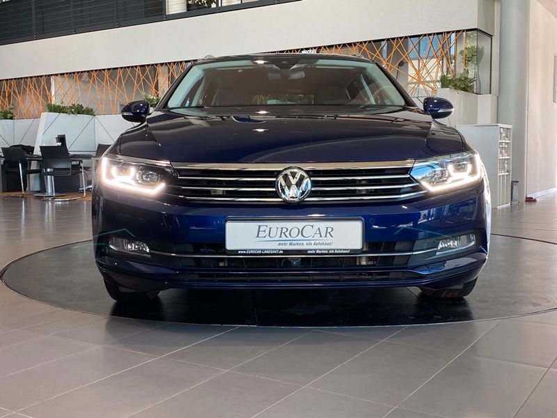 Volkswagen Passat 2.0 TDI Comfortline DSG Navi LED ACC 360°