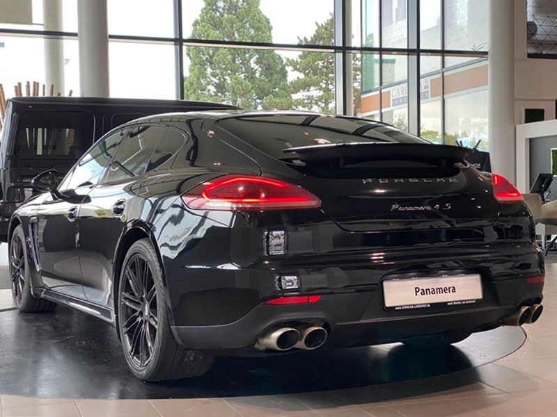 Porsche Panamera 4S Chrono PDLS Sbel Memo PASM APPROVED