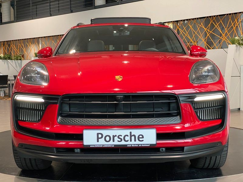 Porsche Macan S PCM Matrix SurrView Sbel Sthz Pano PASM