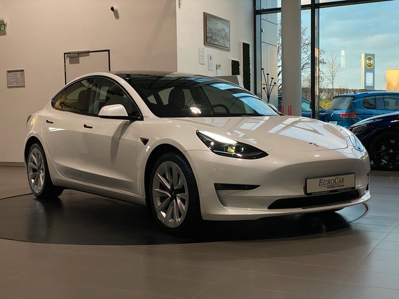 Tesla Model 3 AWD Long Range Dual Motor Navi LED 19"