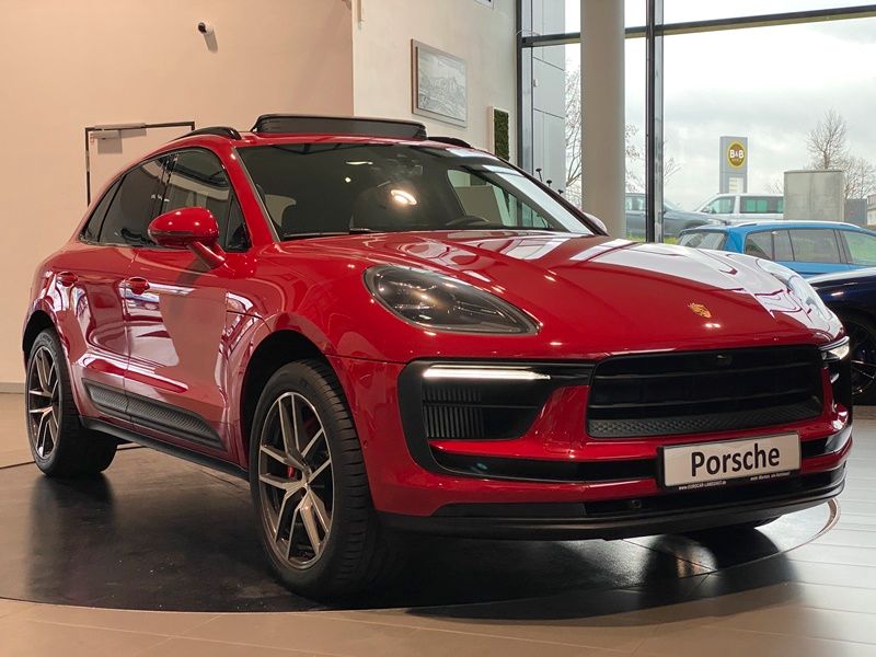 Porsche Macan S PCM Matrix SurrView Sbel Sthz Pano PASM